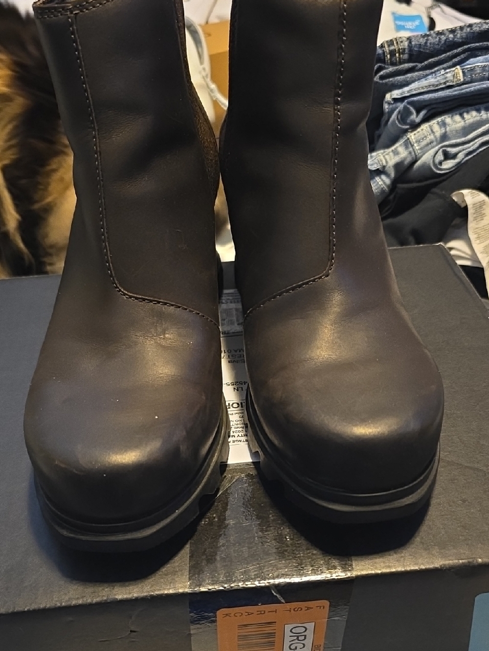 Sorel Brown Leather Ankle Booties with Minimal Stitching